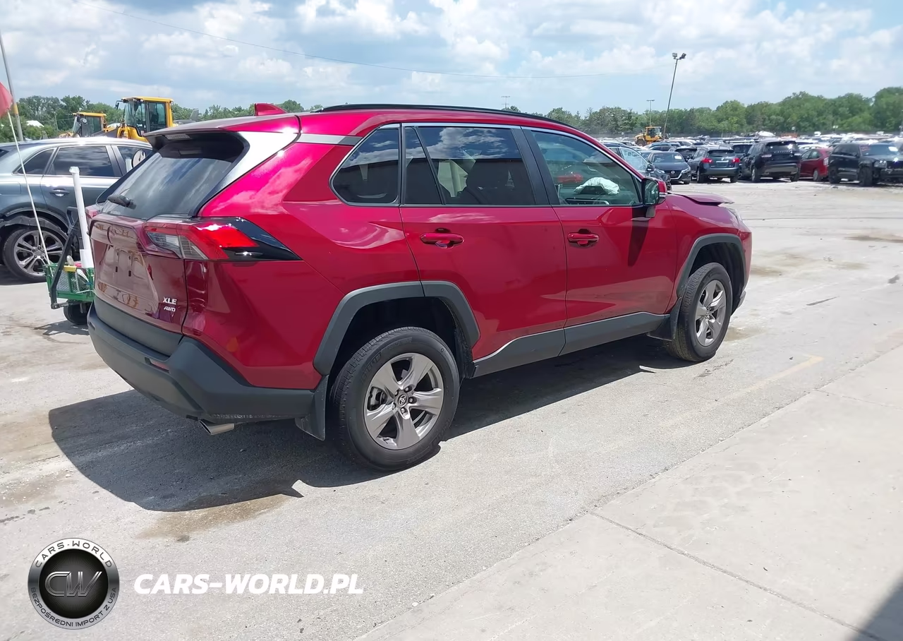 2024 Toyota Rav4 Xle VIN:2T3P1RFV4RW487635 - 4