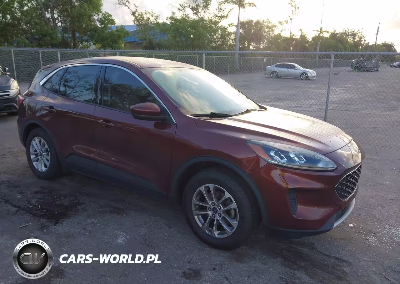 2021 Ford Escape Se