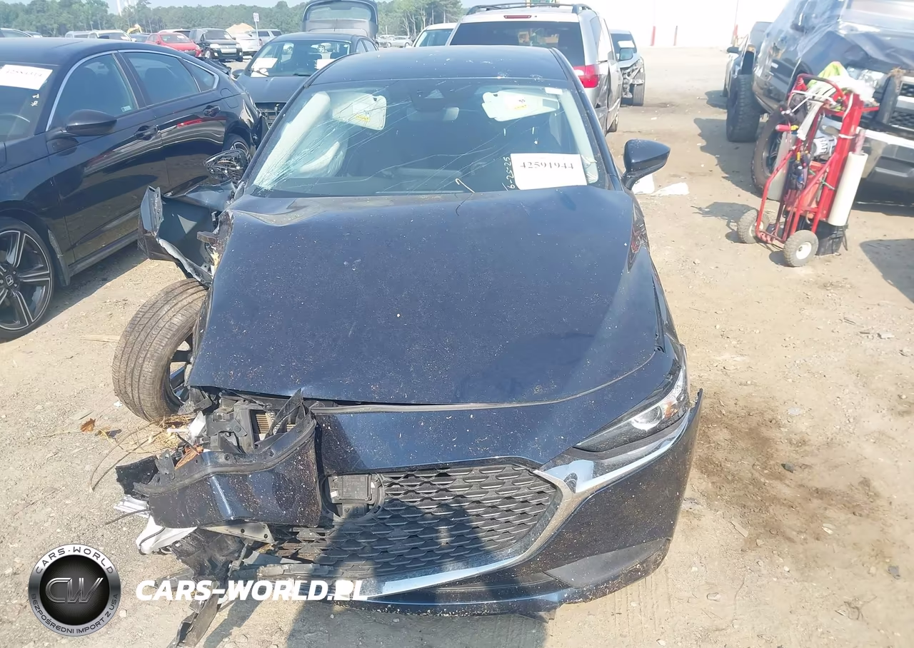 2020 Mazda Mazda3 Select Package VIN:JM1BPACL6L1170216 - 12