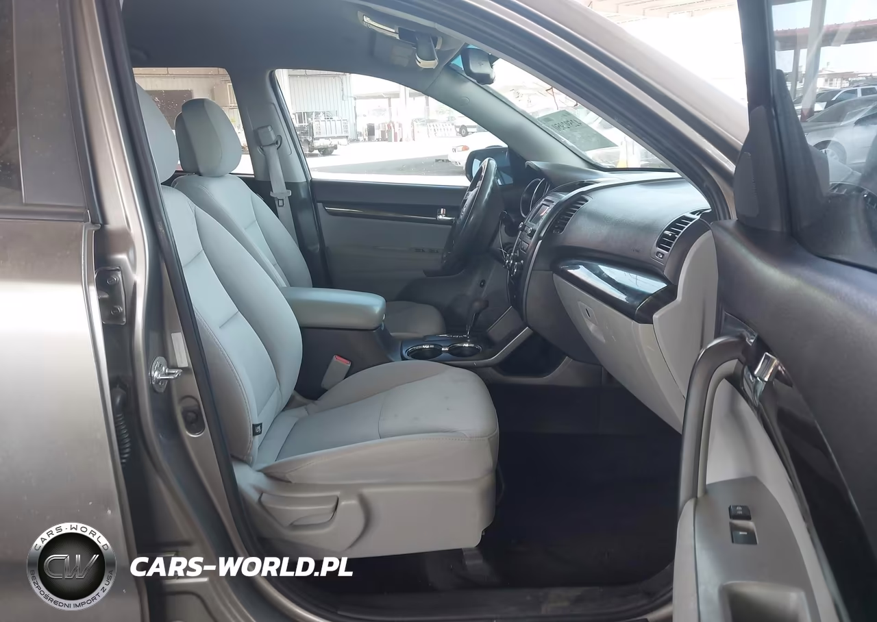 2013 Kia Sorento Lx VIN:5XYKT3A65DG424164 - 5