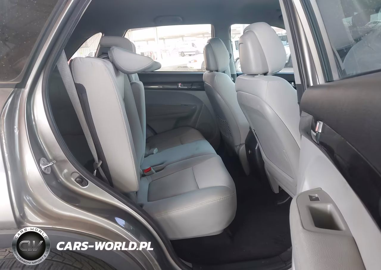 2013 Kia Sorento Lx VIN:5XYKT3A65DG424164 - 8