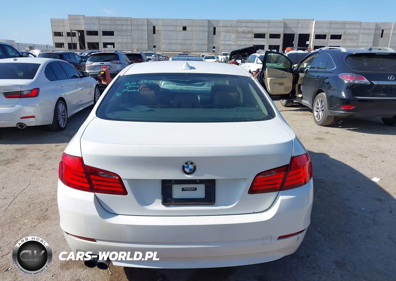 2013 BMW 528I VIN:WBAXG5C53DD233641 - 16