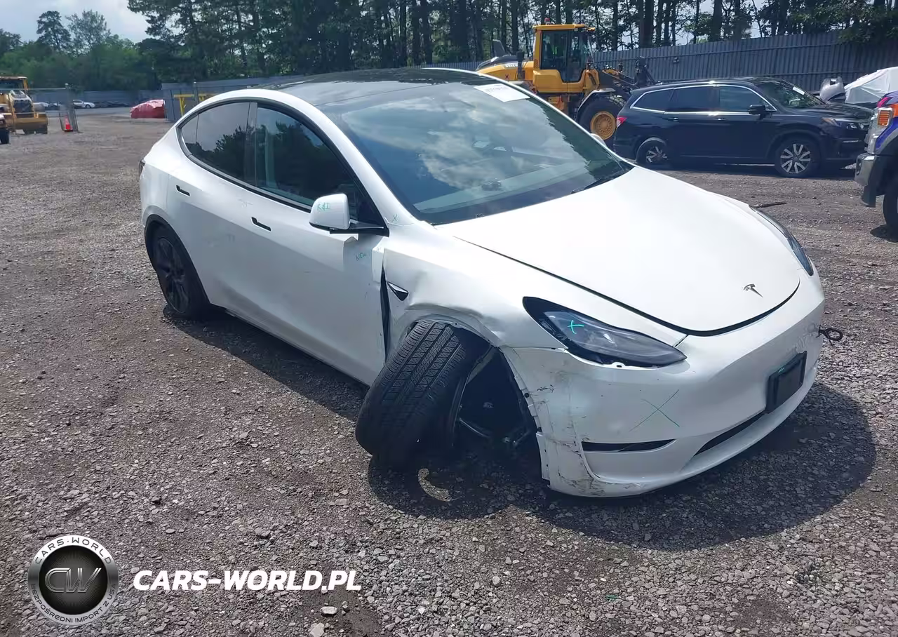 2025 Tesla Model Y Long Range Dual Motor All-Wheel Drive