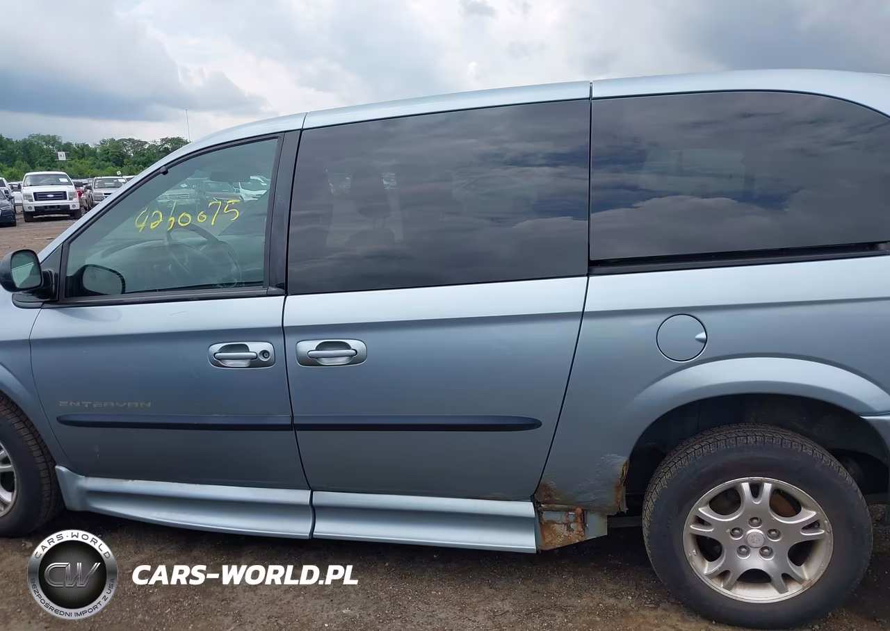 2003 Dodge Grand Caravan Sport VIN:2D4GP44L03R155716 - 14