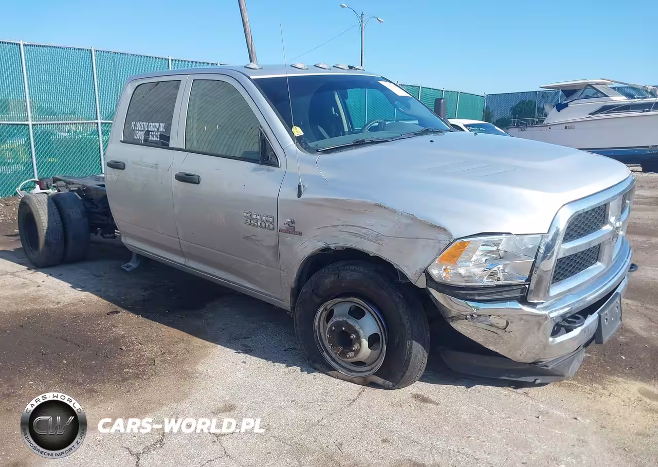 2018 Ram 3500 Chassis Tradesman-Slt-Laramie