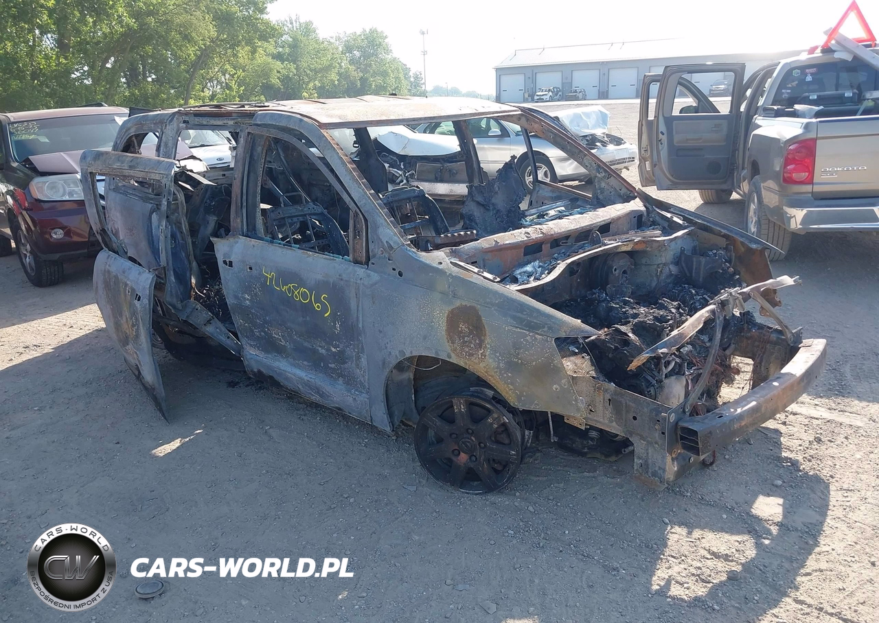 2011 Chrysler Town & Country Touring