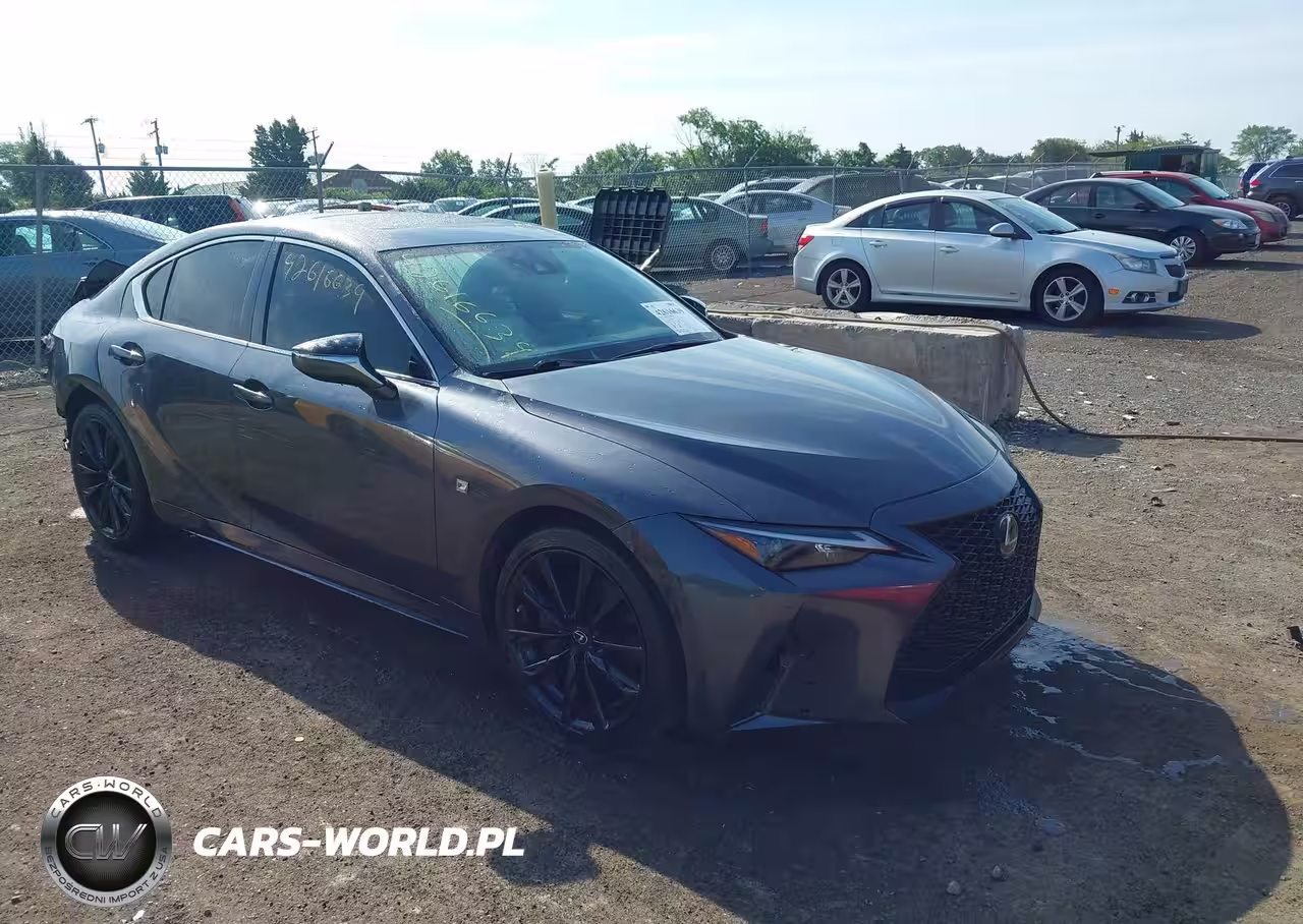 LEXUS