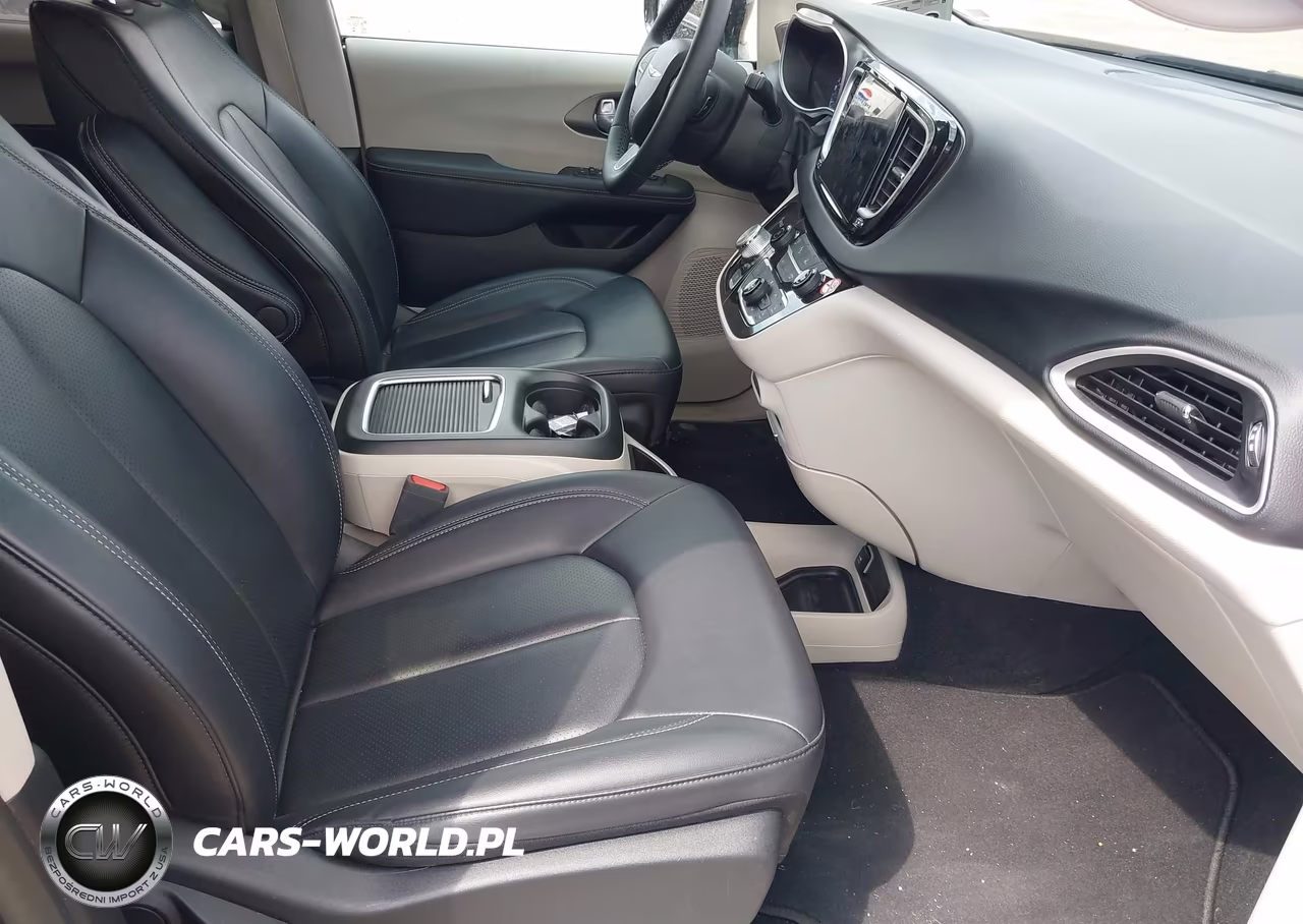 2024 Chrysler Pacifica Touring L VIN:2C4RC1BG9RR149489 - 5