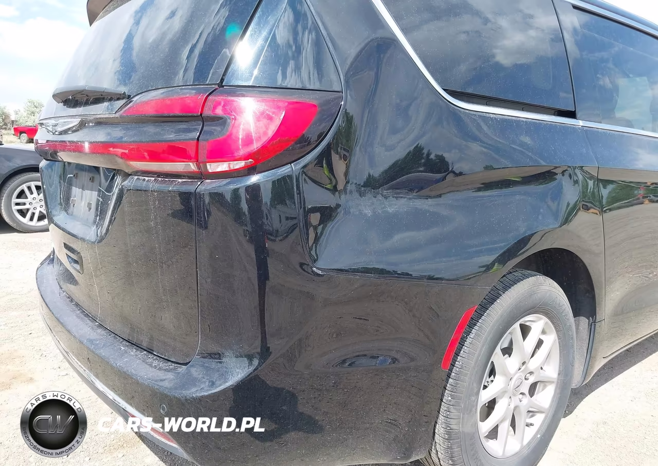 2024 Chrysler Pacifica Touring L VIN:2C4RC1BG9RR149489 - 6