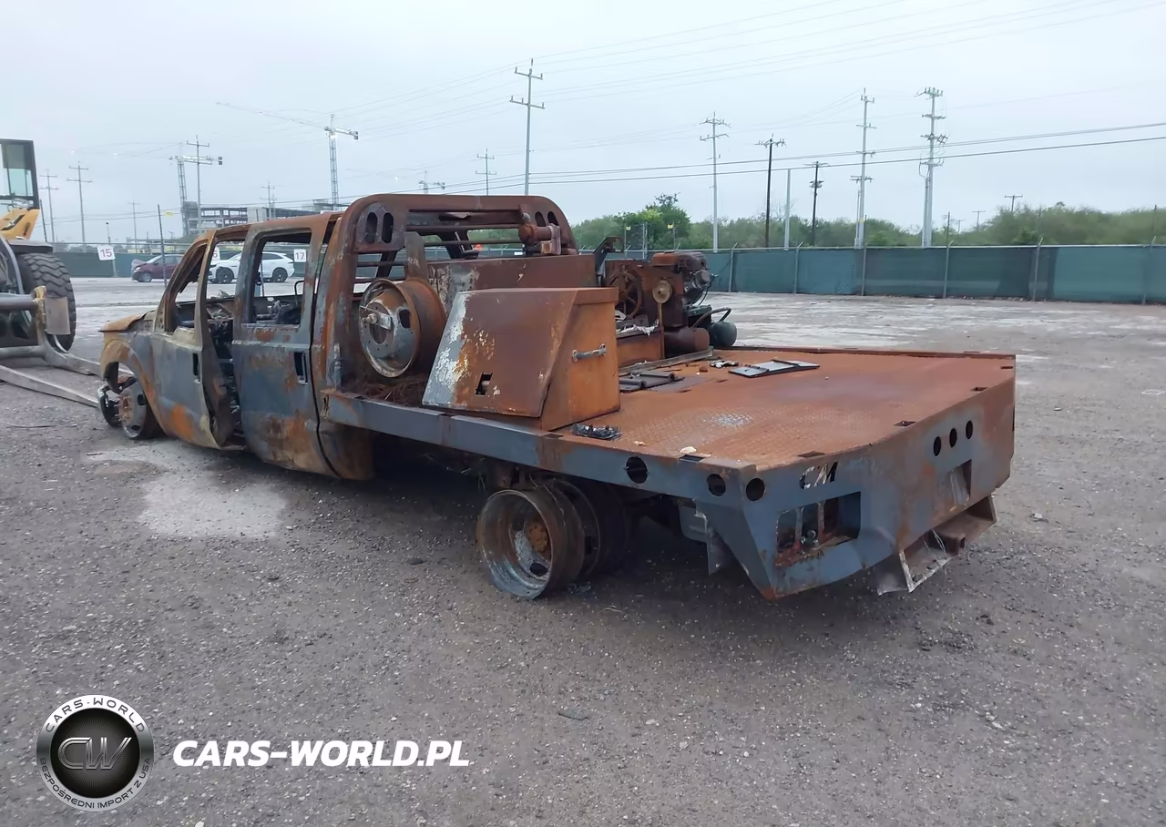 2011 Ford F-350 Chassis Xl VIN:1FD8W3GT6BEB66592 - 3