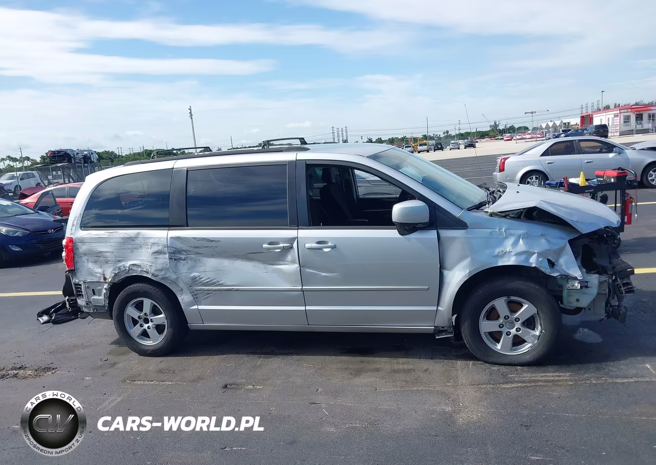 2012 Dodge Grand Caravan Sxt VIN:2C4RDGCG1CR340927 - 13