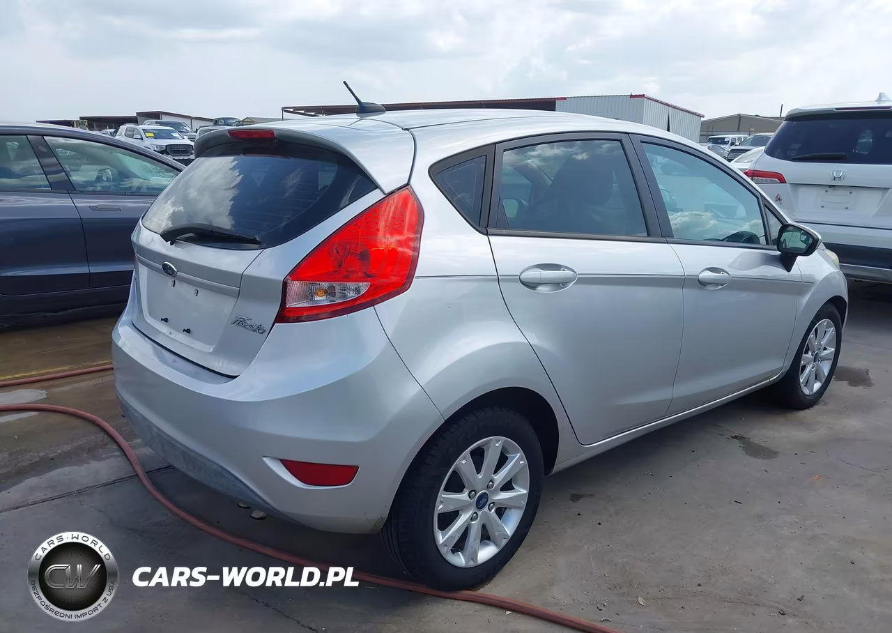 2012 Ford Fiesta Se VIN:3FADP4EJ5CM198426 - 4