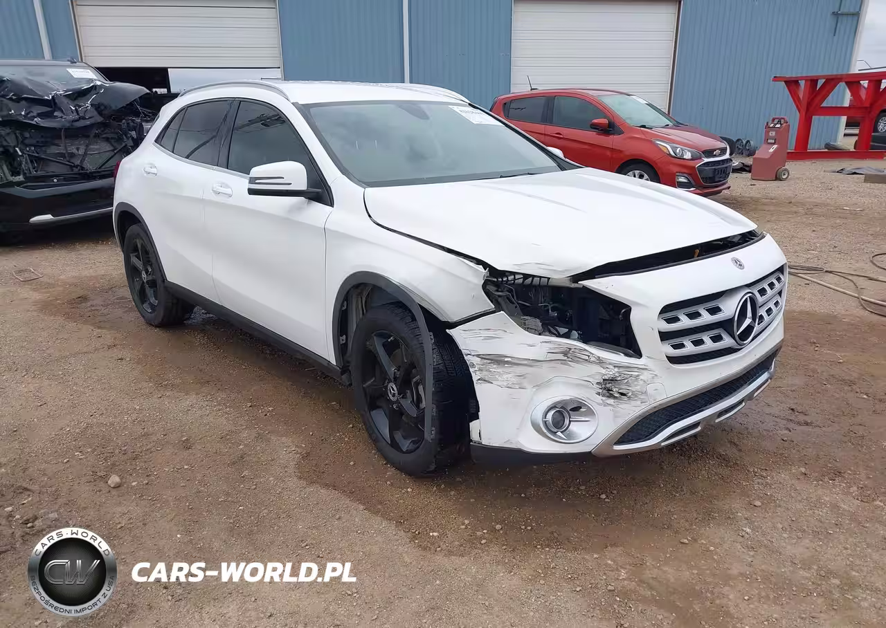 MERCEDES-BENZ