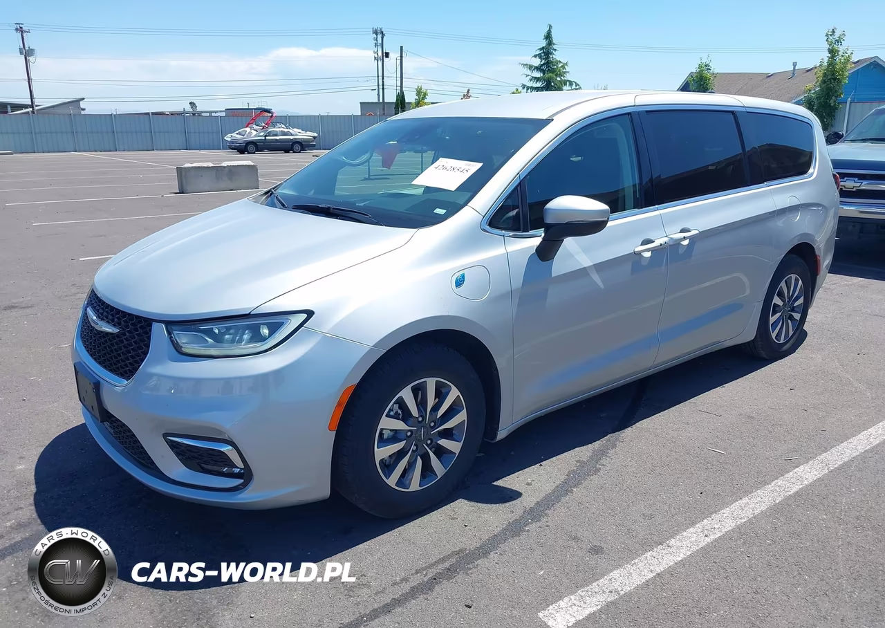 2023 Chrysler Pacifica Hybrid Touring L VIN:2C4RC1L75PR614460 - 2