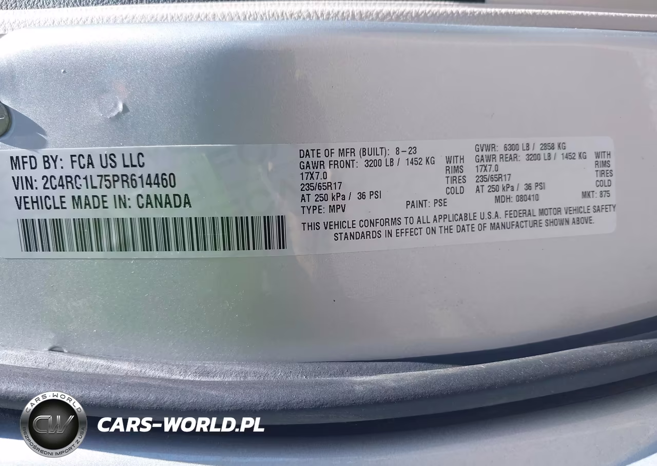 2023 Chrysler Pacifica Hybrid Touring L VIN:2C4RC1L75PR614460 - 9