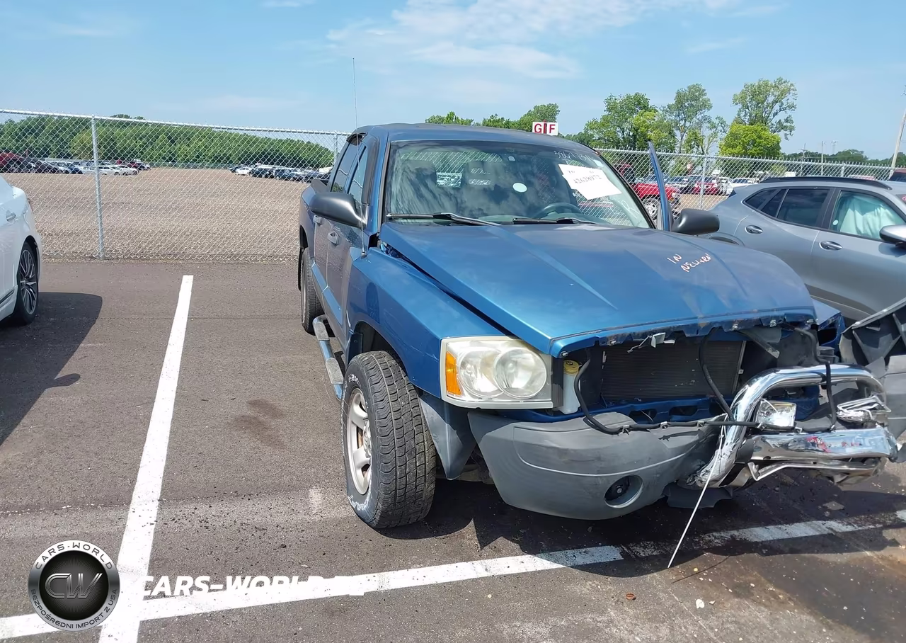 2005 Dodge Dakota St