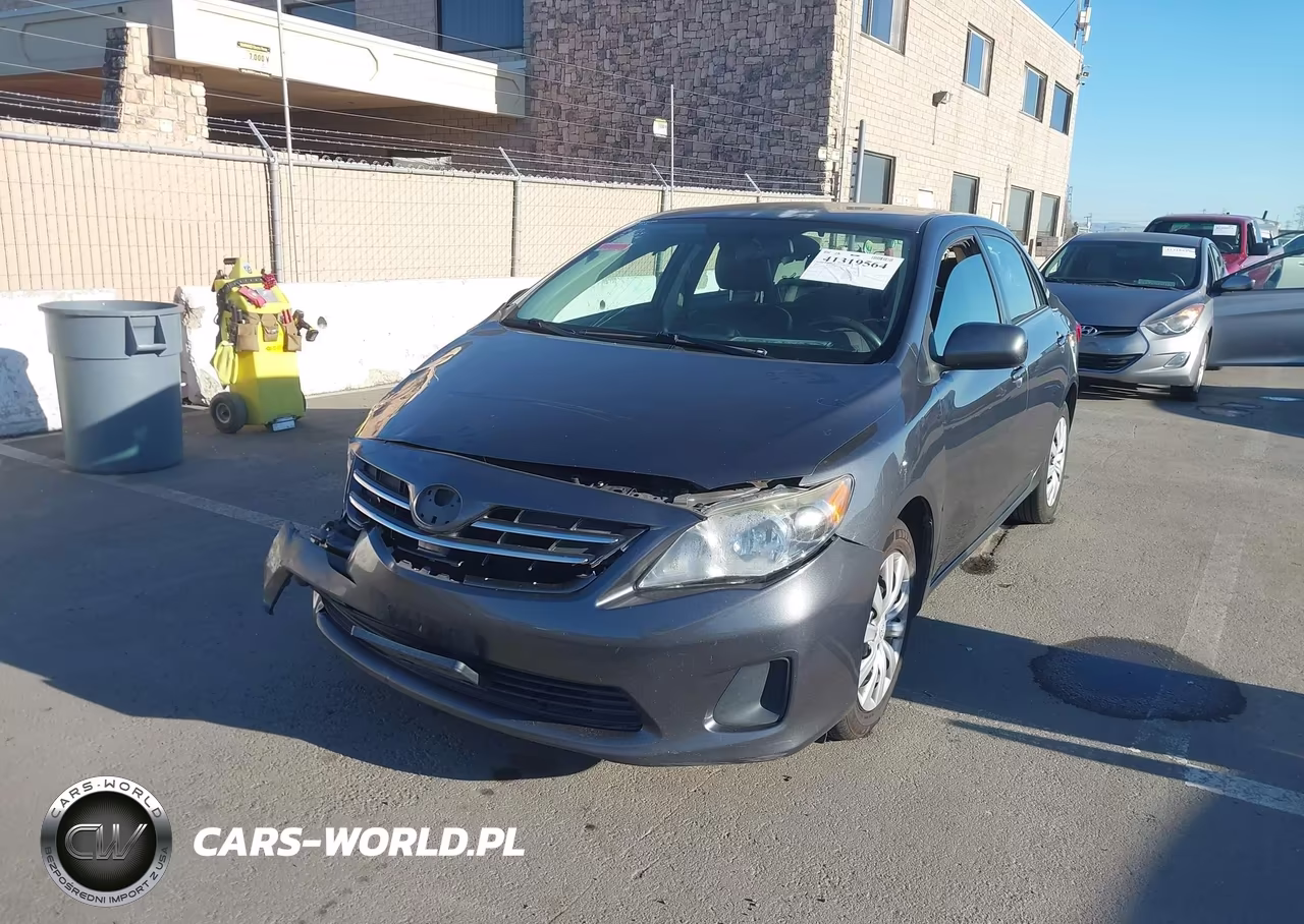 2013 Toyota Corolla Le VIN:2T1BU4EE2DC004524 - 2