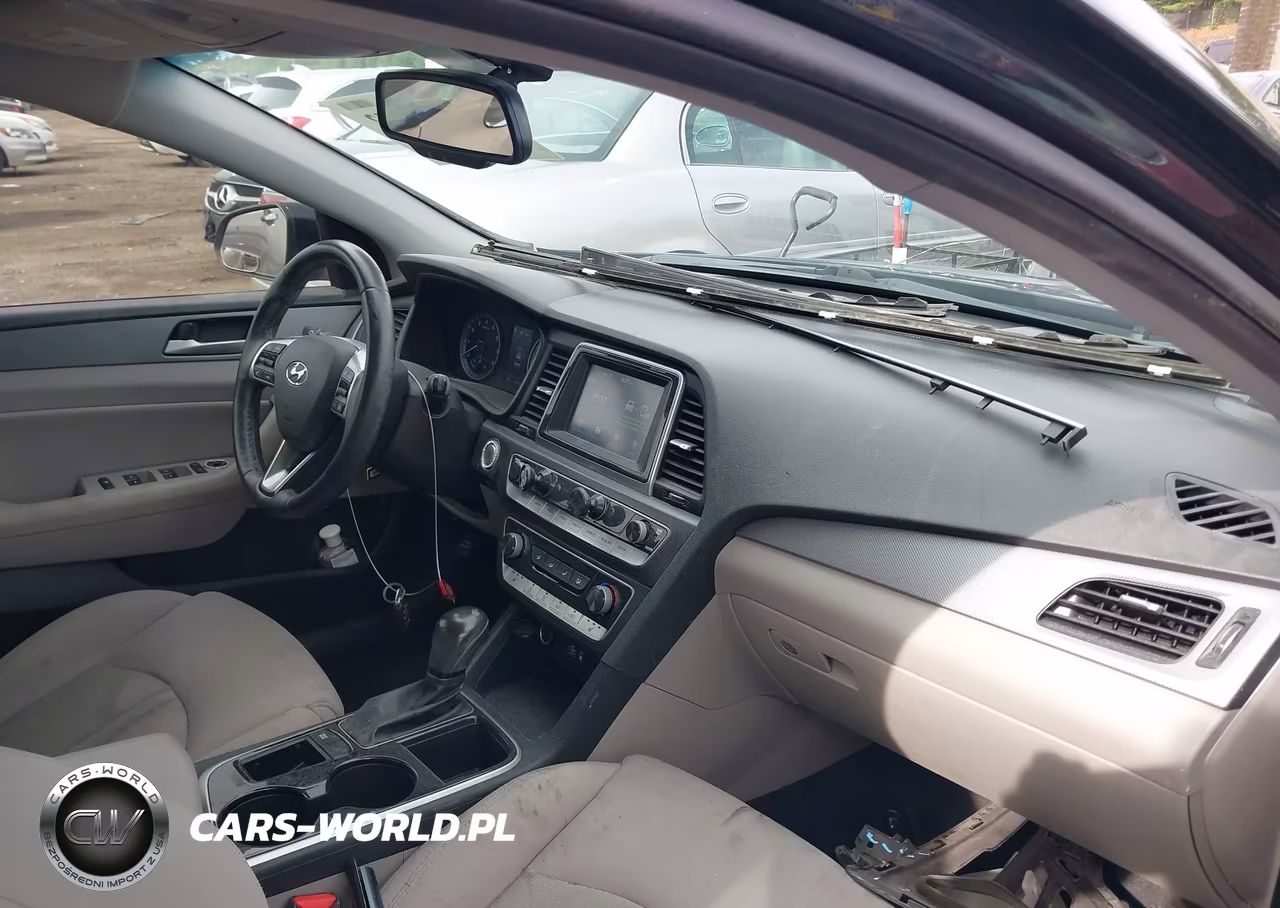 2018 Hyundai Sonata Sel VIN:5NPE34AF8JH645782 - 5