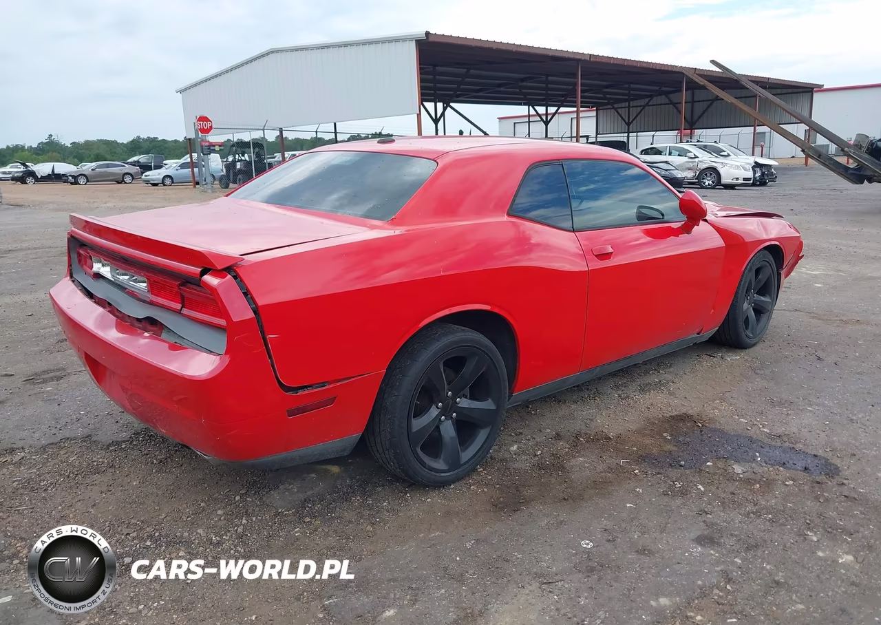 2014 Dodge Challenger Sxt Plus VIN:2C3CDYAG7EH123698 - 4