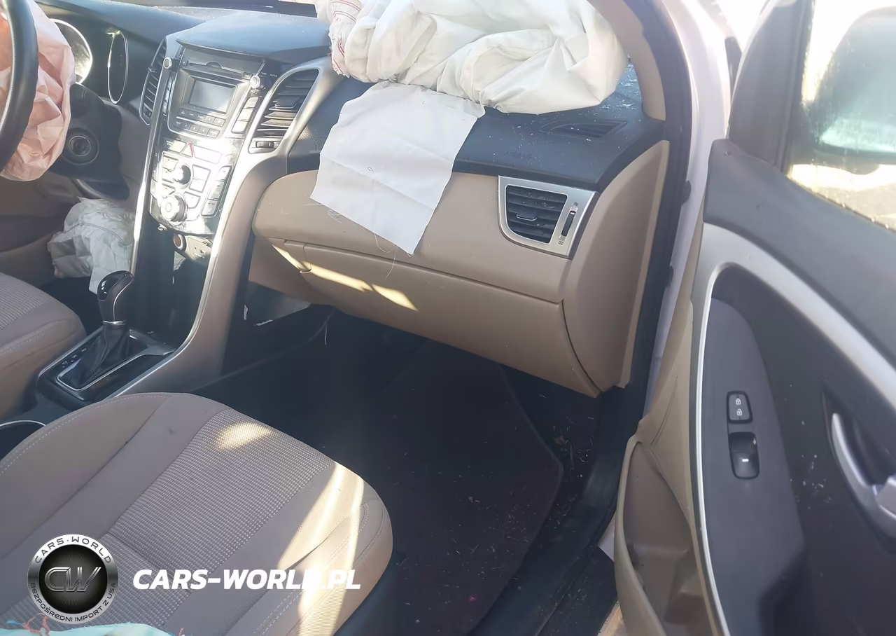2016 Hyundai Elantra Gt VIN:KMHD35LH5GU270167 - 5