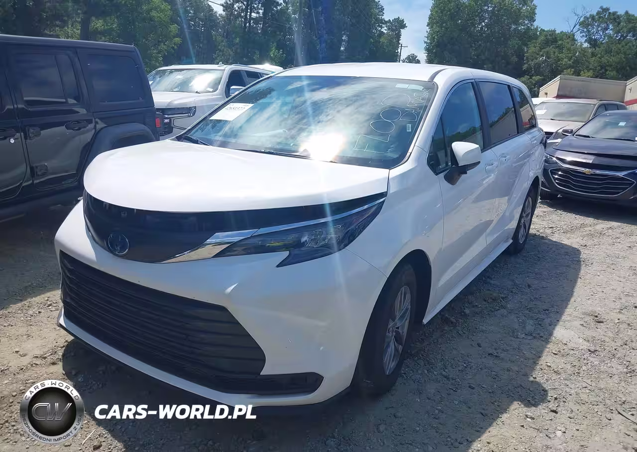 2025 Toyota Sienna Le VIN:5TDKRKEC3SS234923 - 2