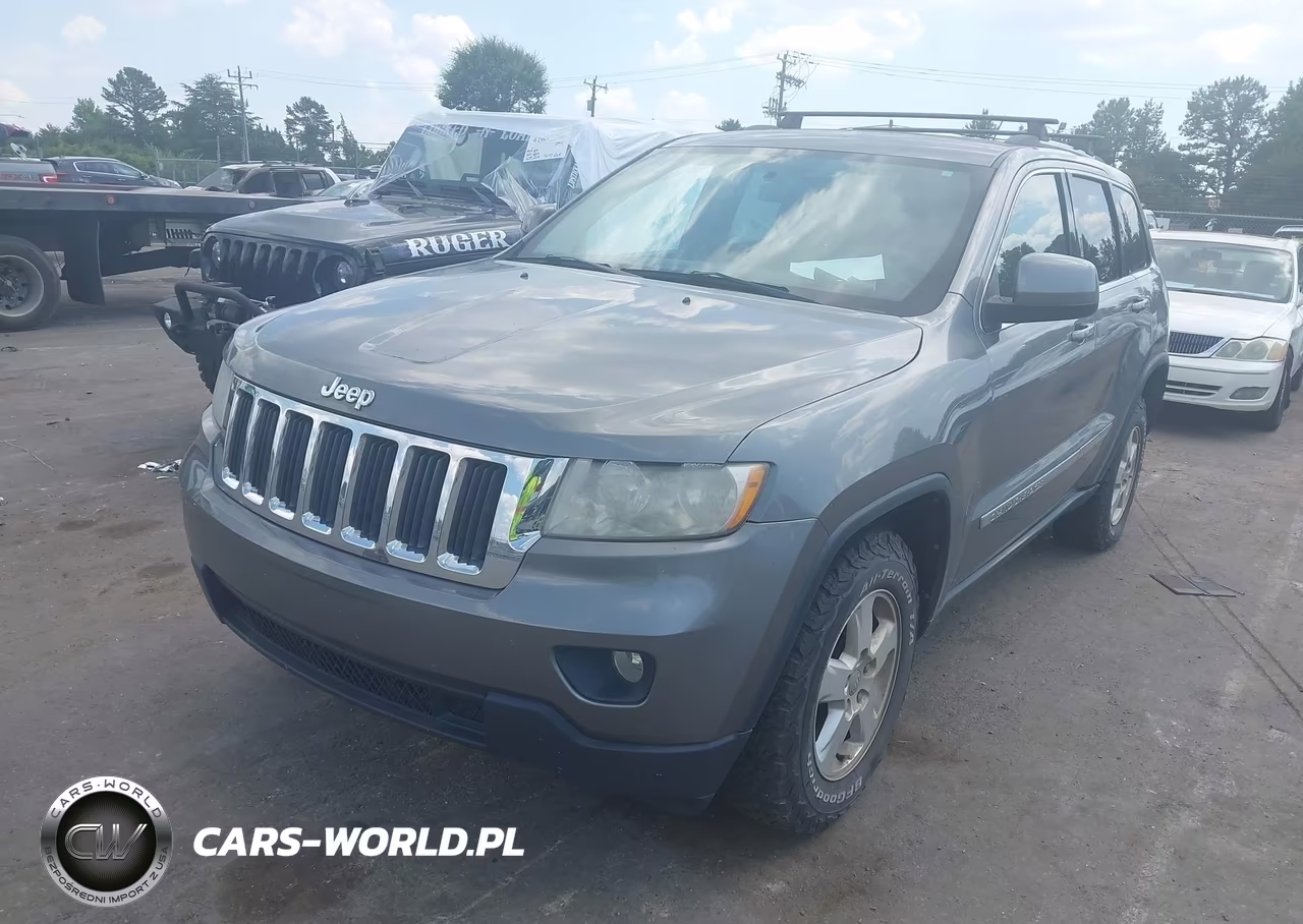 2013 Jeep Grand Cherokee Laredo VIN:1C4RJFAGXDC583622 - 2