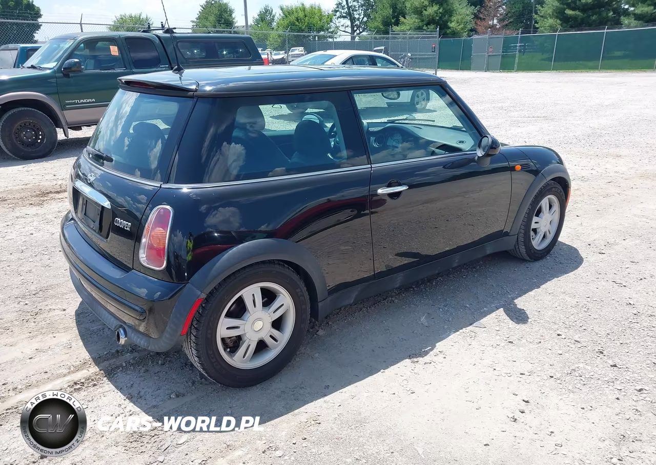 2003 Mini Cooper VIN:WMWRC33423TE17850 - 4