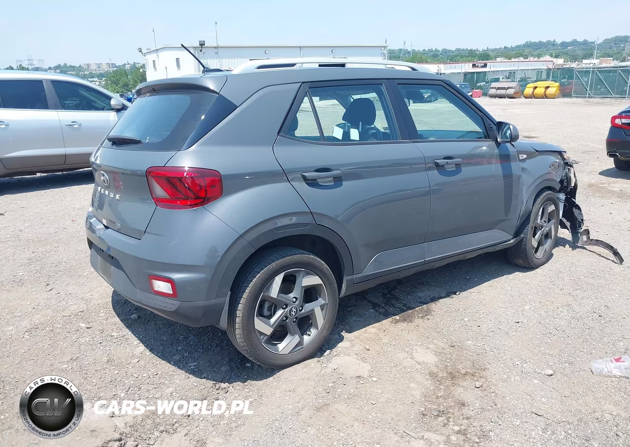 2024 Hyundai Venue Sel VIN:KMHRC8A32RU329760 - 4