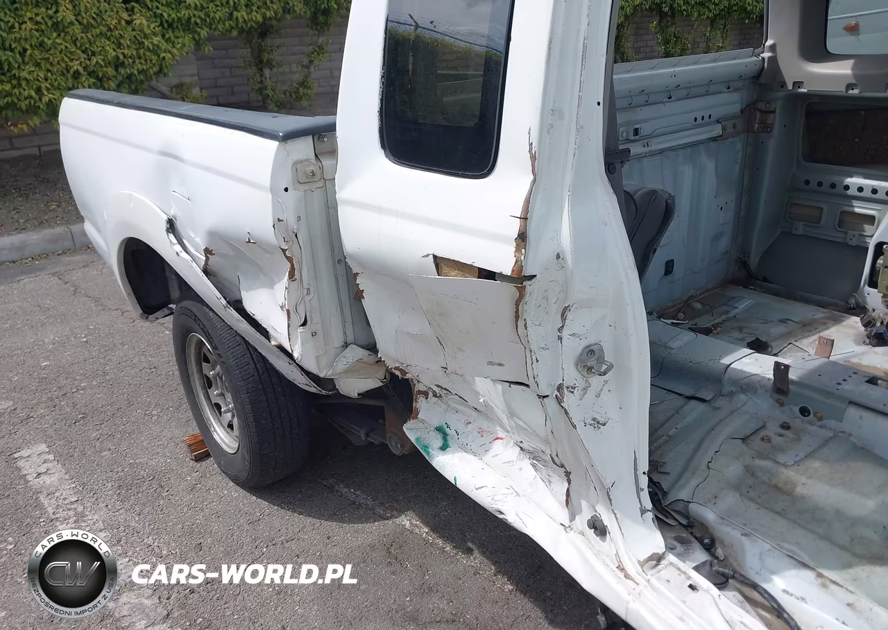 2001 Nissan Frontier Xe VIN:1N6DD26S71C343086 - 6