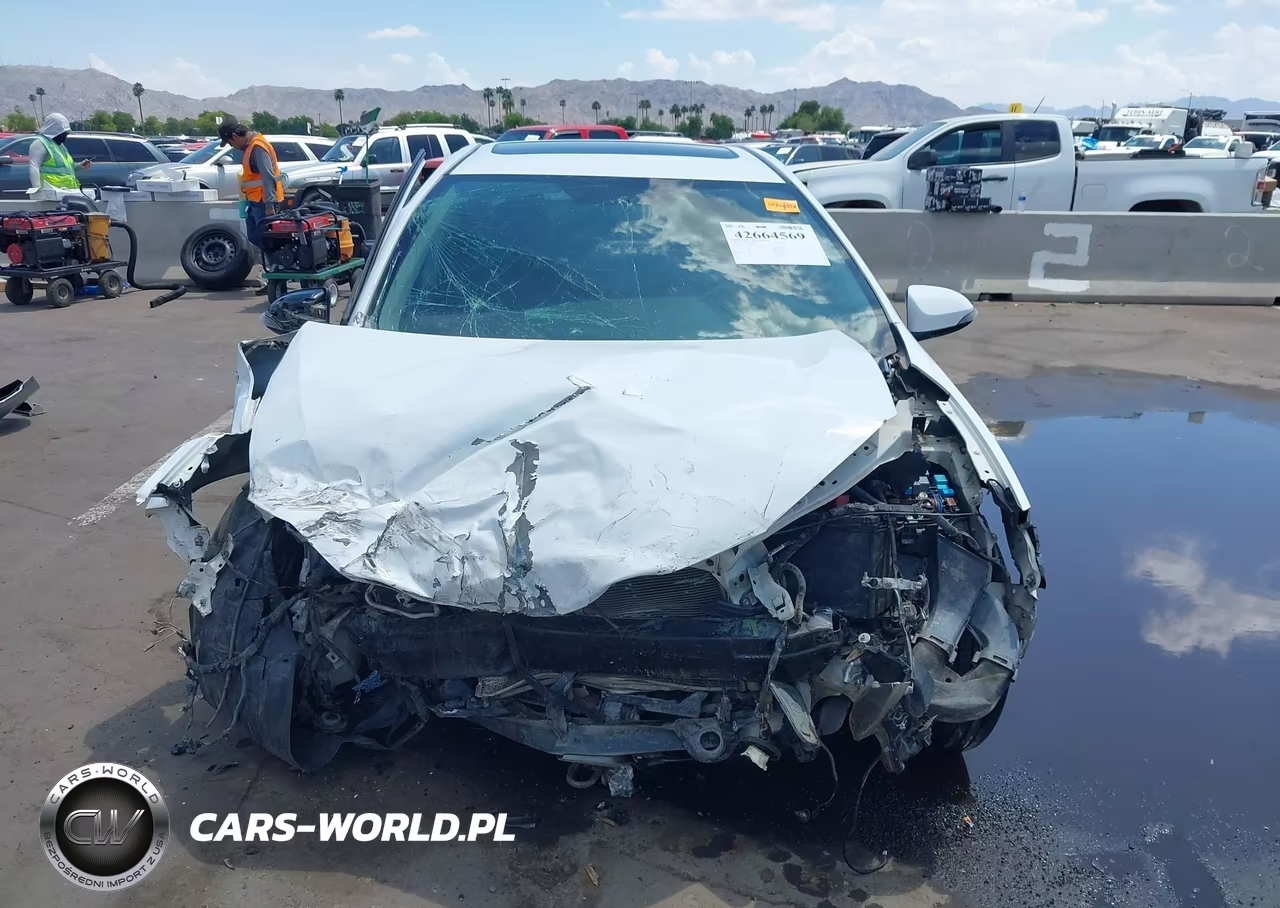 2014 Toyota Corolla S Plus VIN:2T1BURHE6EC183757 - 12