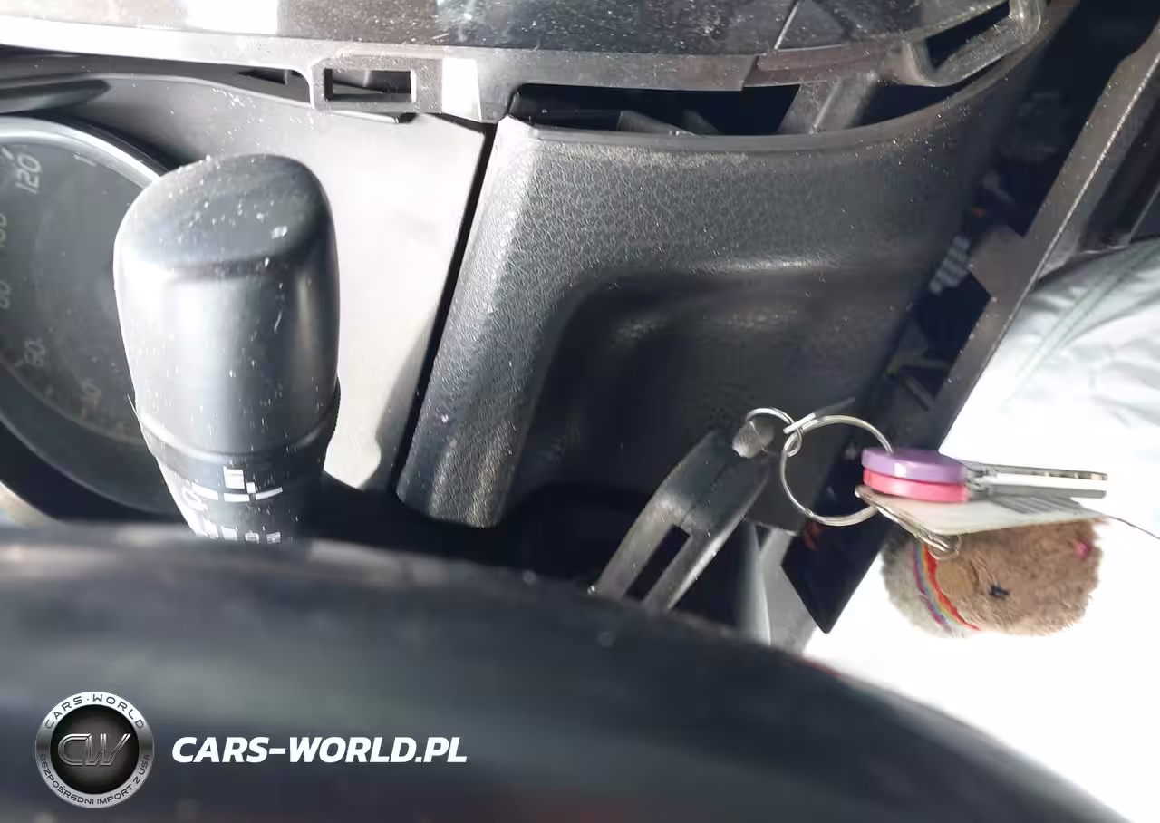 2018 Toyota Camry Se VIN:4T1B11HK4JU014085 - 11