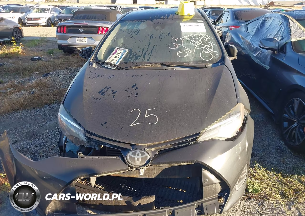 2019 Toyota Corolla Le VIN:2T1BURHE1KC236585 - 13