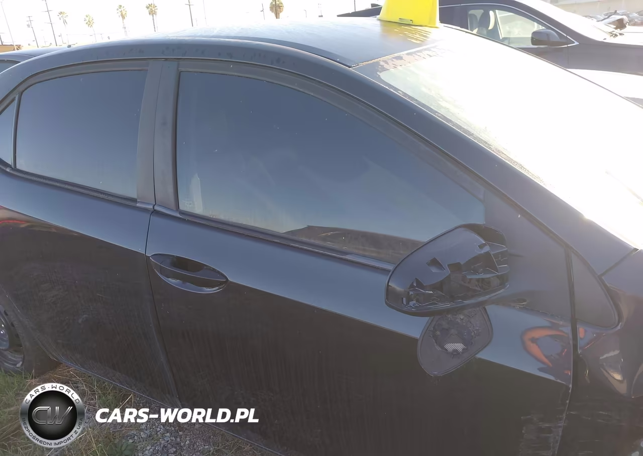 2019 Toyota Corolla Le VIN:2T1BURHE1KC236585 - 14