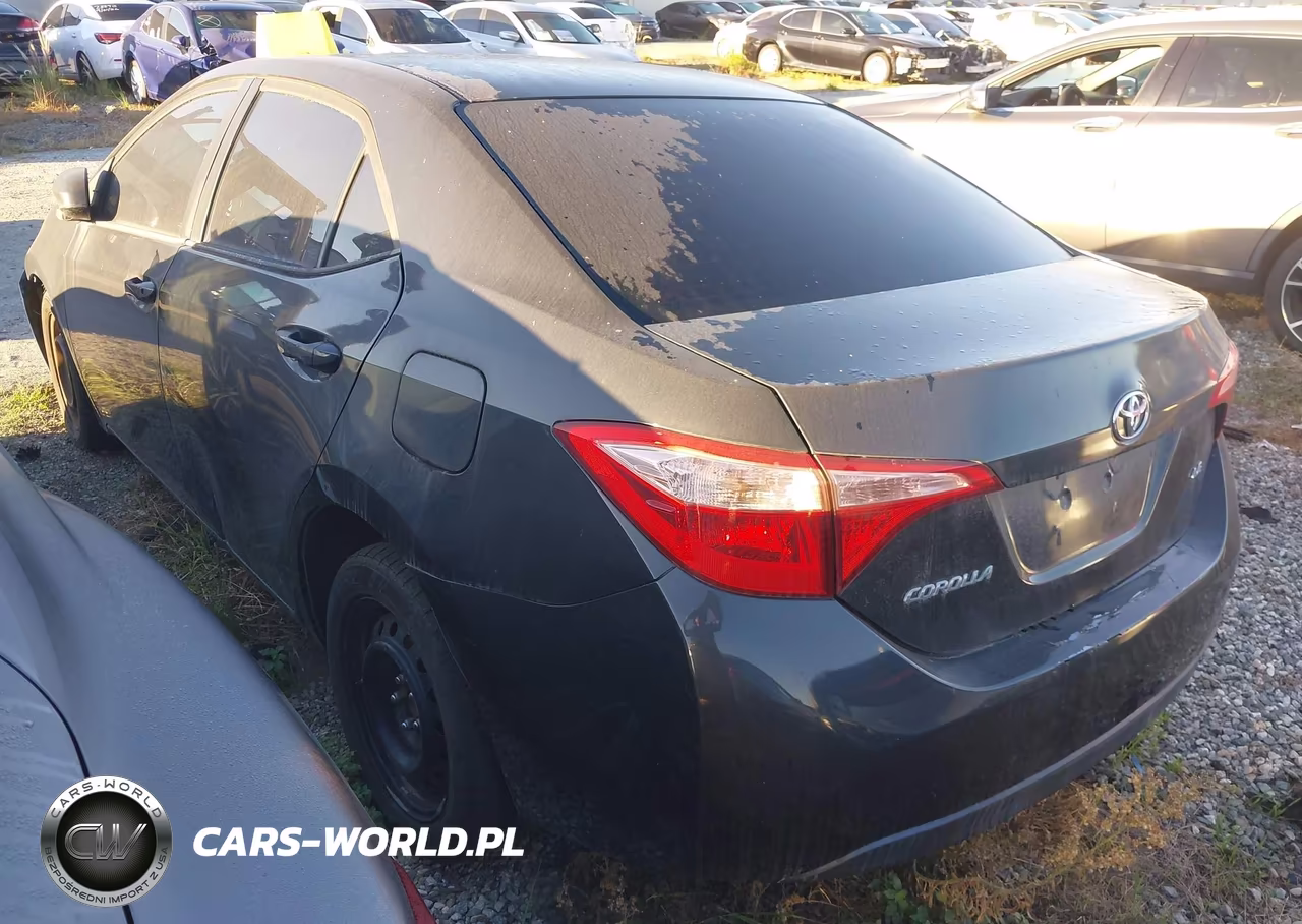 2019 Toyota Corolla Le VIN:2T1BURHE1KC236585 - 3