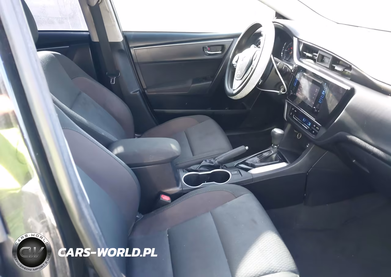 2019 Toyota Corolla Le VIN:2T1BURHE1KC236585 - 5