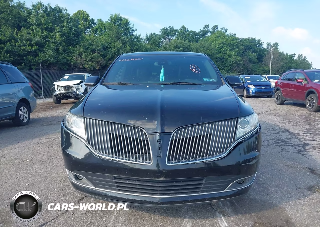 2015 Lincoln Mkt Livery VIN:2LMHJ5NK8FBL03462 - 13
