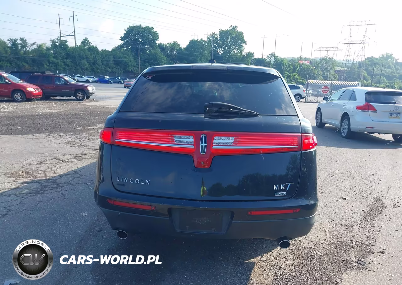 2015 Lincoln Mkt Livery VIN:2LMHJ5NK8FBL03462 - 17
