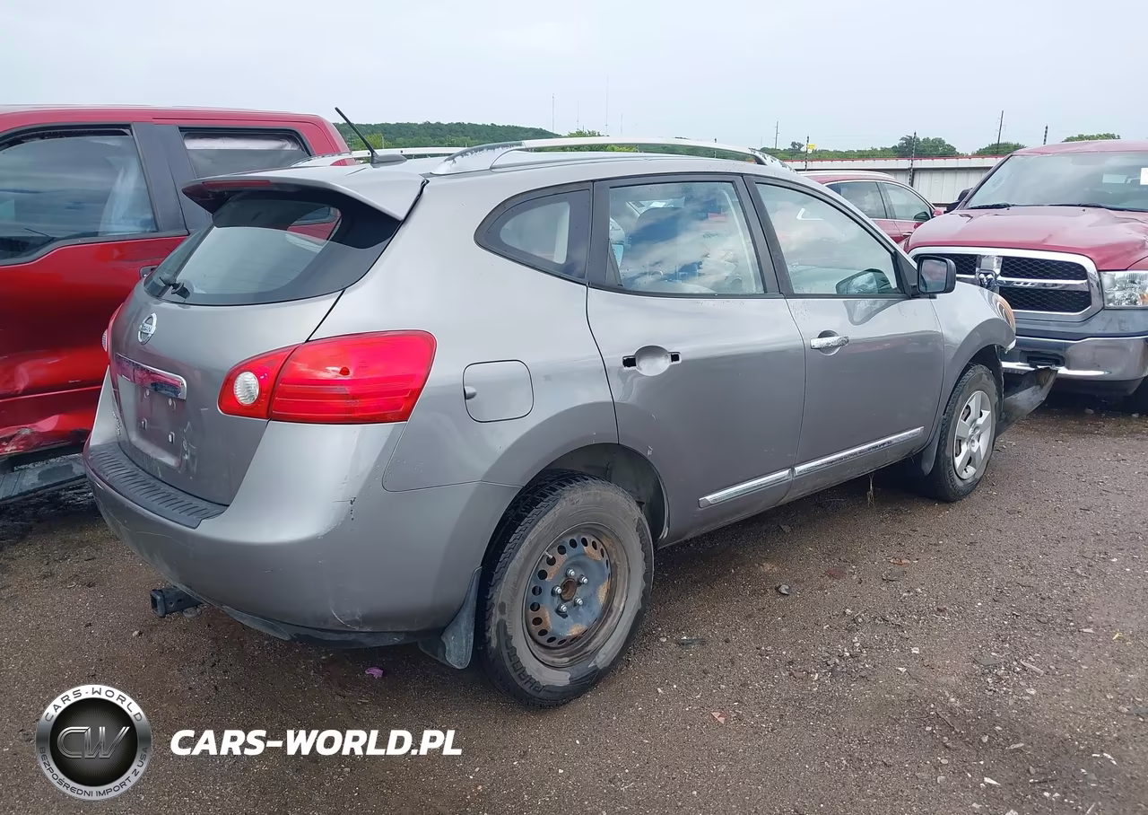 2014 Nissan Rogue Select S VIN:JN8AS5MT7EW611068 - 4