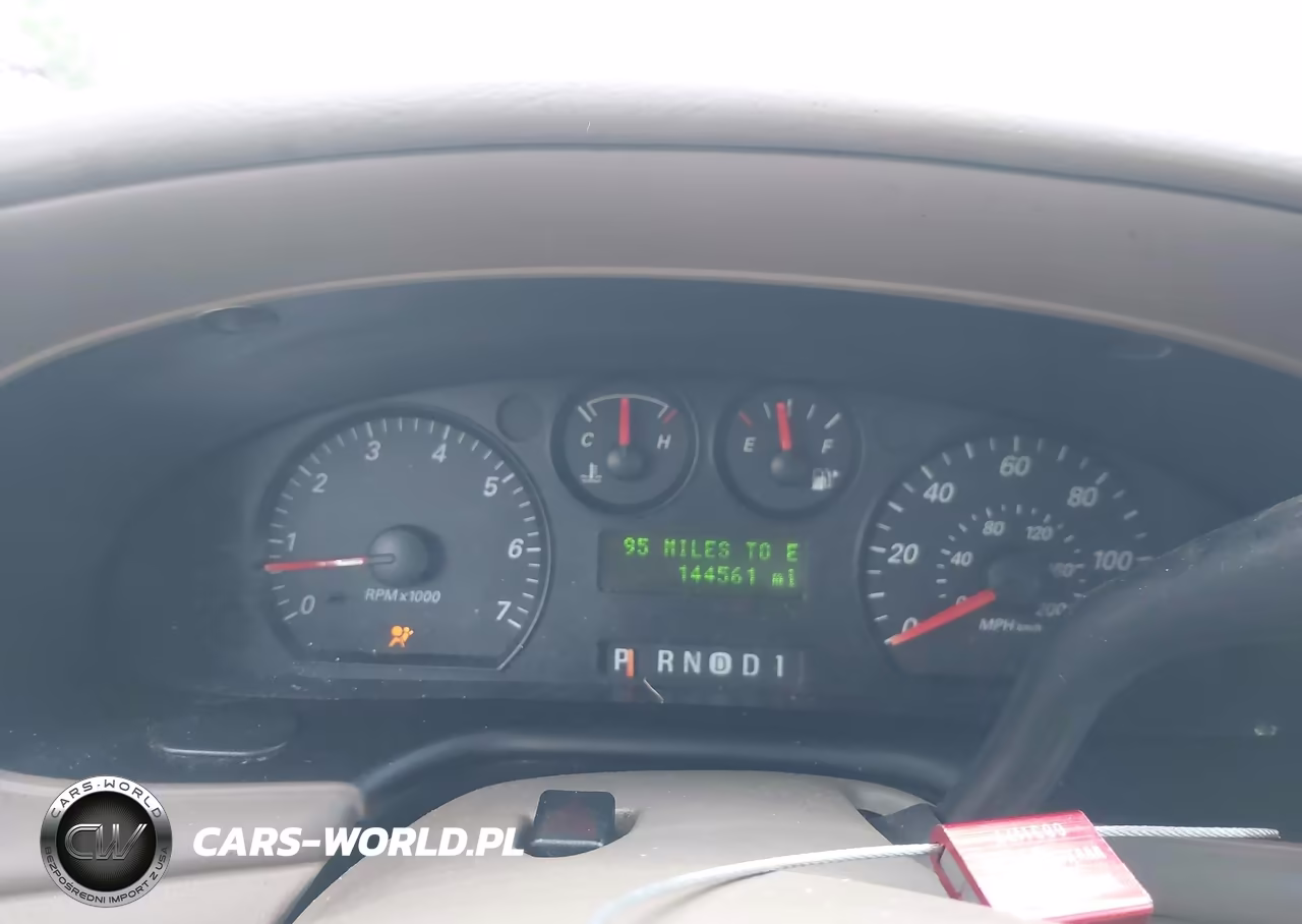 2005 Ford Taurus Se VIN:1FAFP53275A208402 - 7