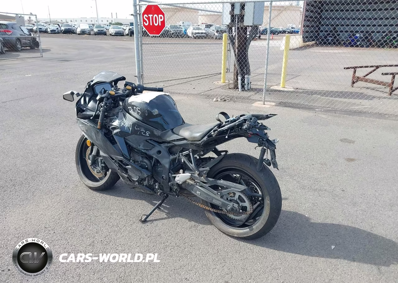 2025 Kawasaki Zx400 P VIN:ML5ZXCP14SDA35104 - 3