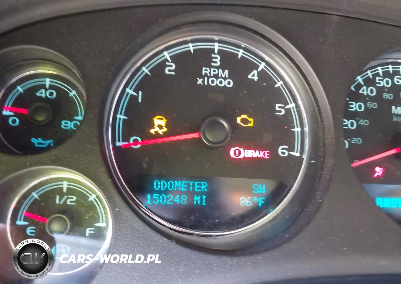 2012 Chevrolet Tahoe Ls VIN:1GNSCAE07CR148135 - 15