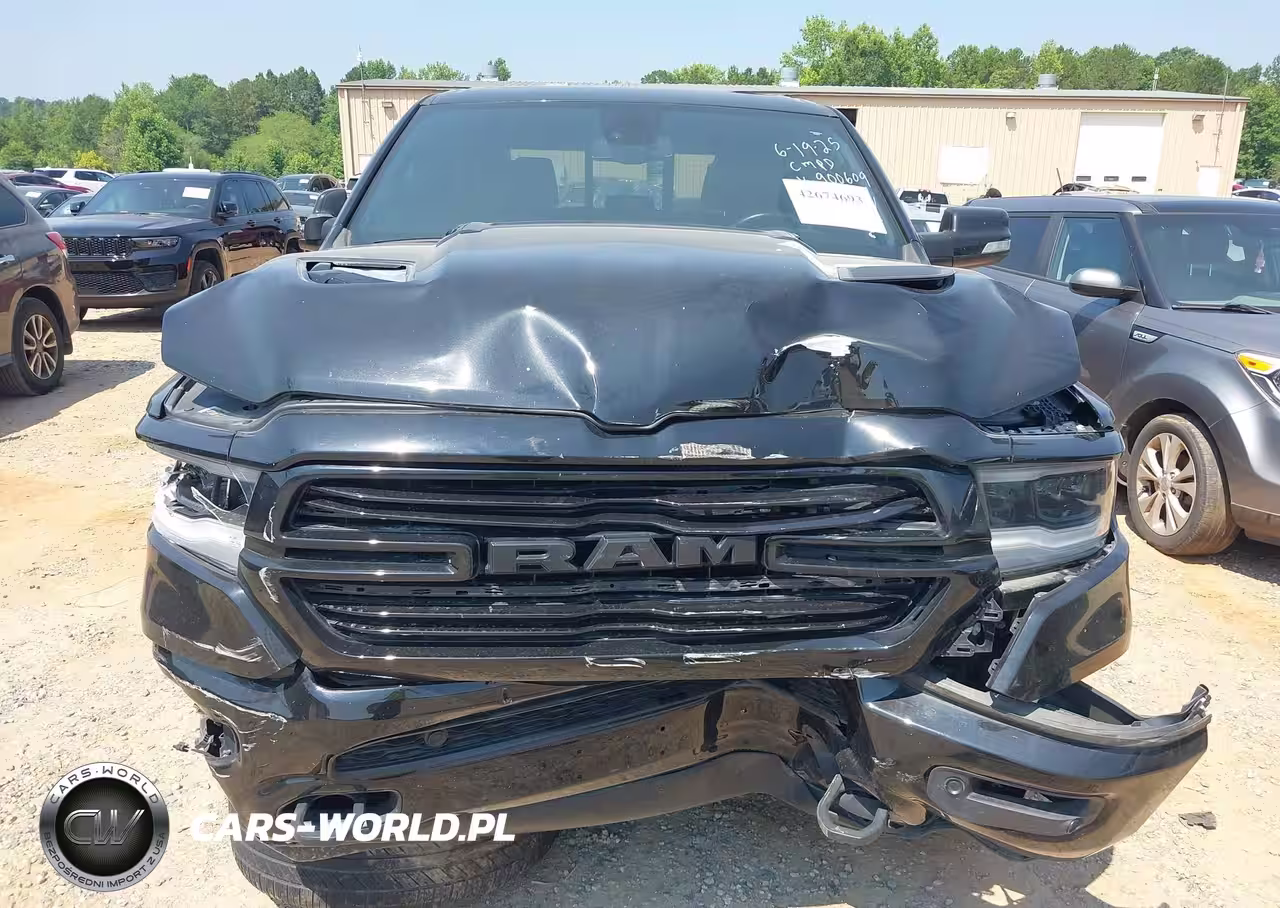 2019 Ram 1500 Laramie 4X4 6'4 Box VIN:1C6SRFRTXKN900609 - 12