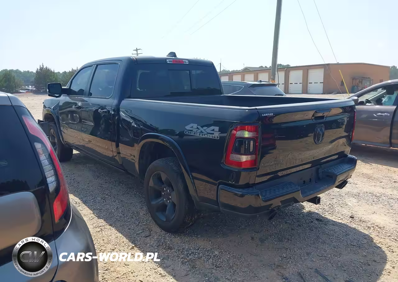 2019 Ram 1500 Laramie 4X4 6'4 Box VIN:1C6SRFRTXKN900609 - 3