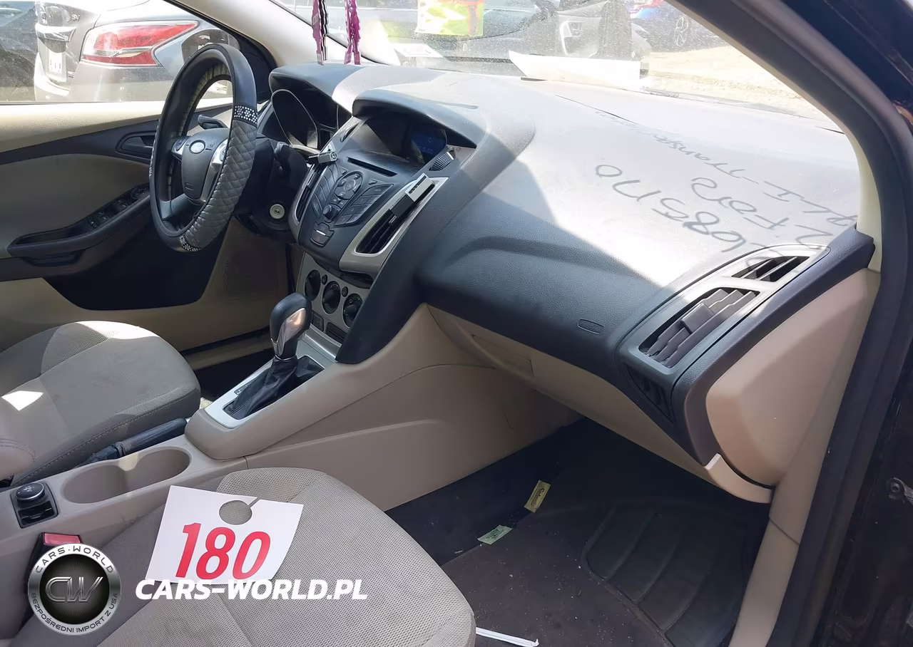 2012 Ford Focus Se VIN:1FAHP3F27CL269758 - 5