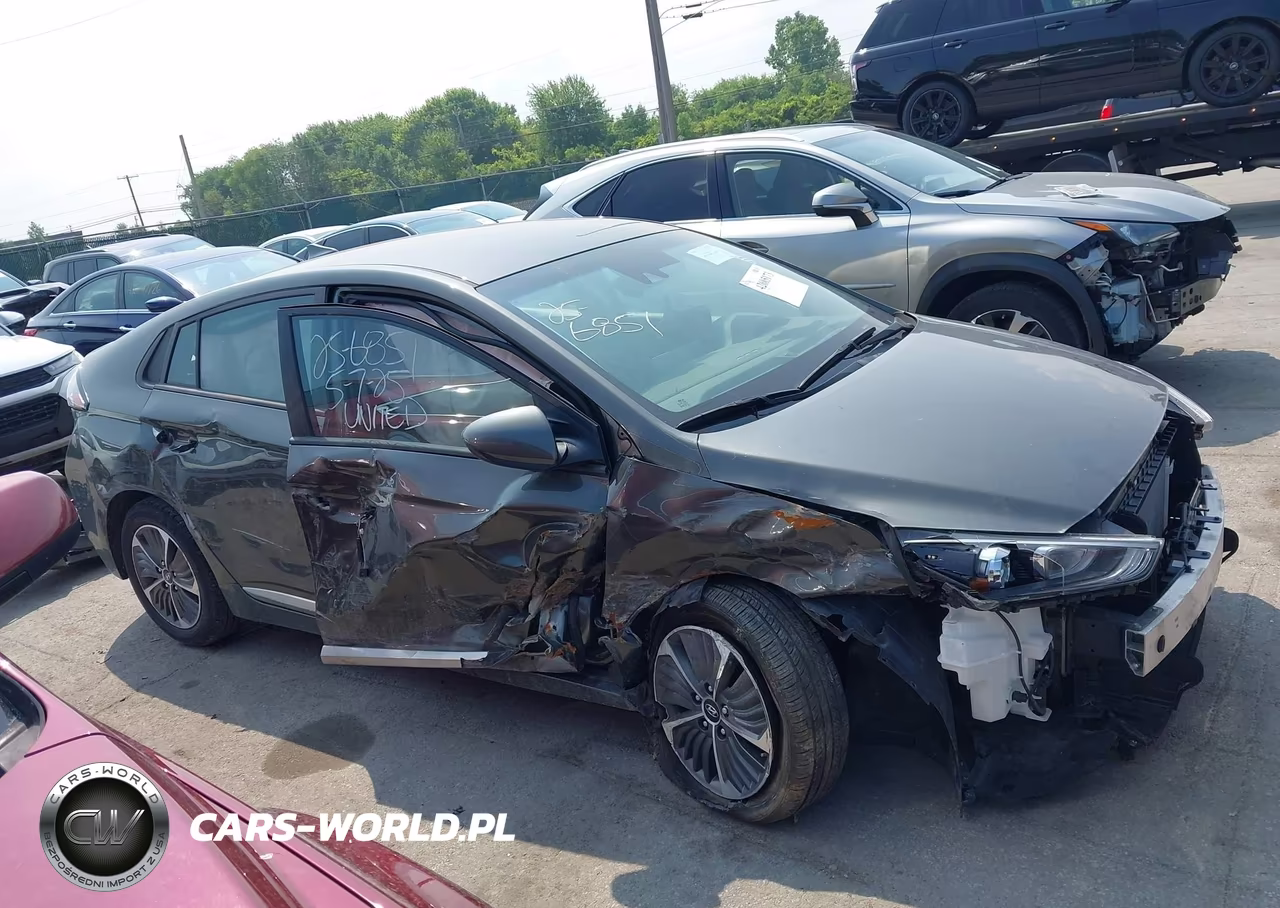2021 Hyundai Ioniq Plug-In Hybrid Se VIN:KMHC65LD9MU261564 - 14