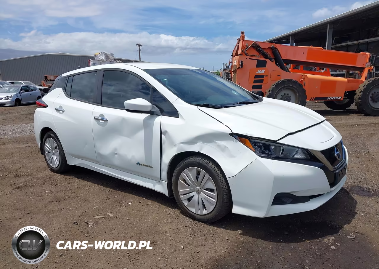 2018 Nissan Leaf S VIN:1N4AZ1CP8JC304644 - 6