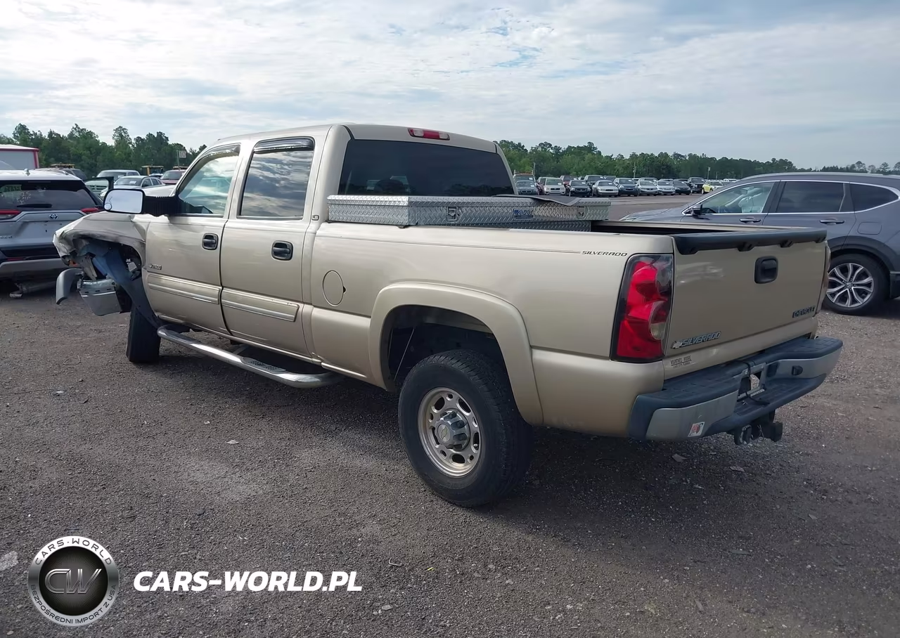 2004 Chevrolet Silverado 2500 Ls VIN:1GCGC23UX4F158316 - 3