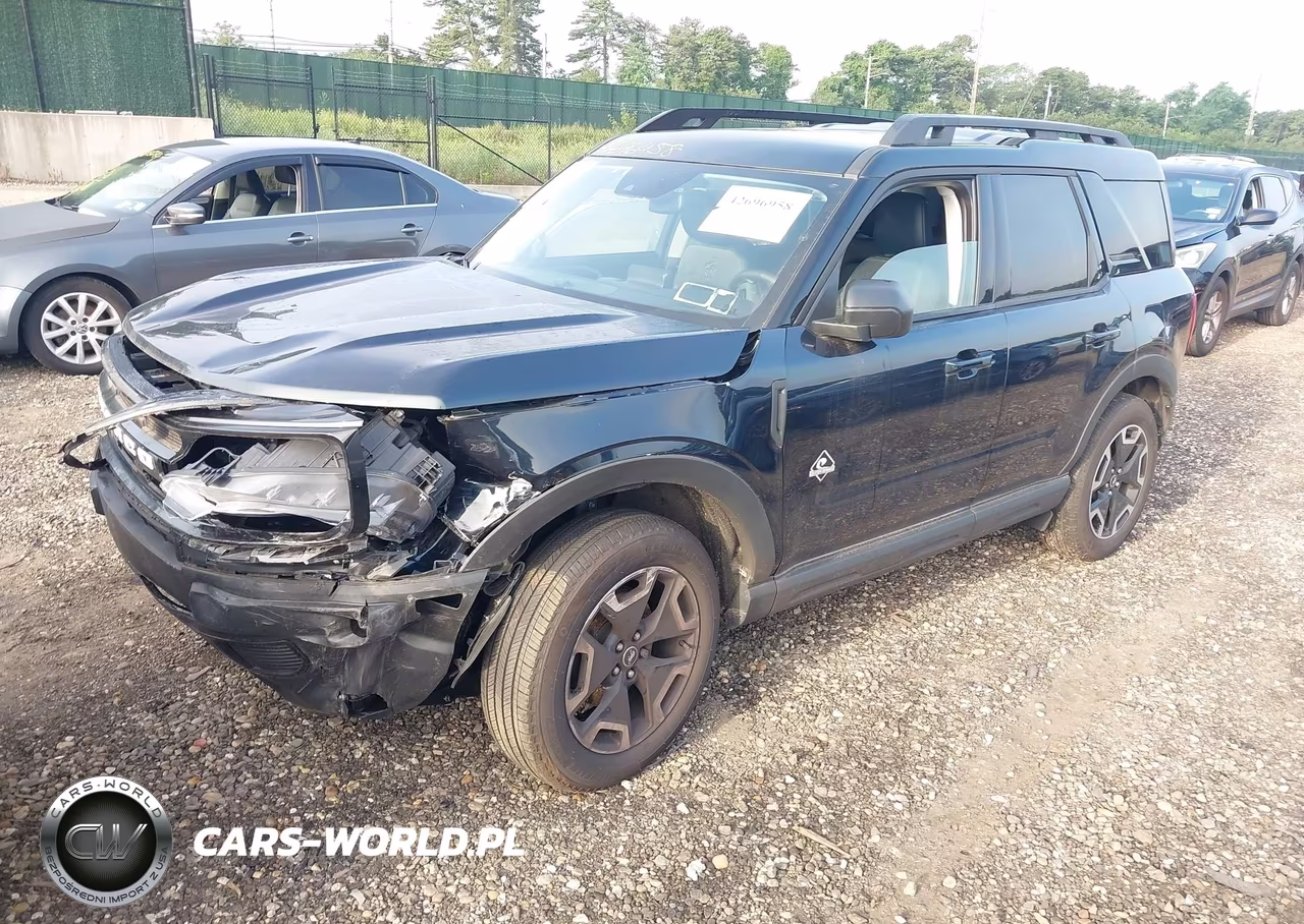 2022 Ford Bronco Sport Outer Banks VIN:3FMCR9C66NRE27435 - 2