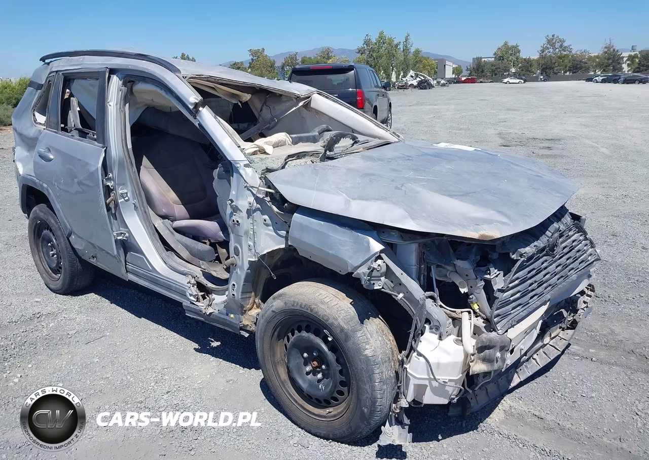 2021 Toyota Rav4 Le – zdjęcie 1 z 17