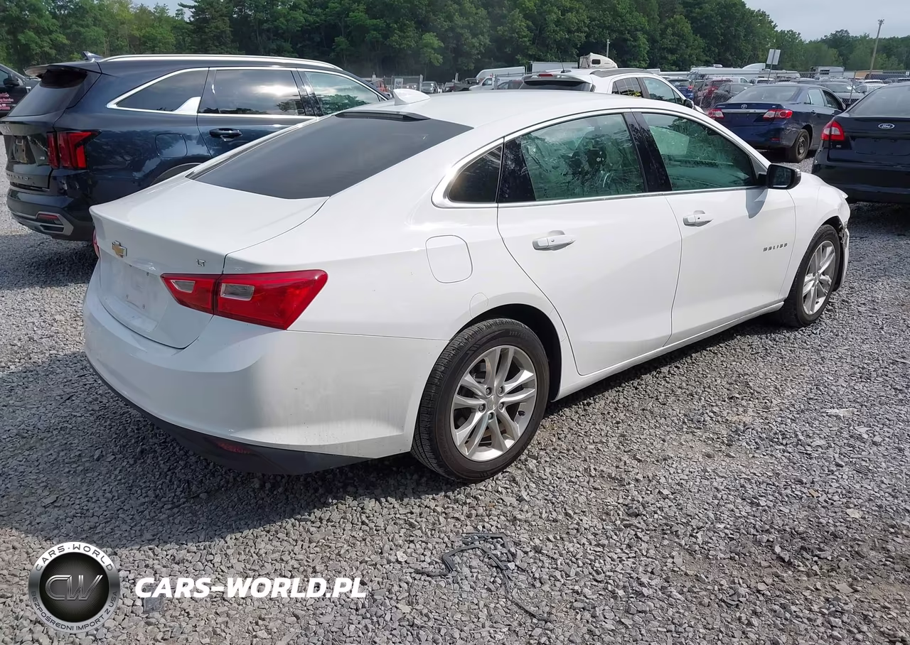 2017 Chevrolet Malibu 1Lt VIN:1G1ZE5ST3HF206525 - 4
